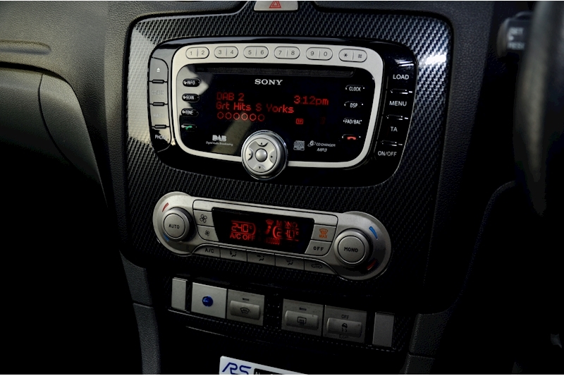 Ford Focus 2.5 RS Hatchback 3dr Petrol Manual (225 g/km, 301 bhp) Image 17