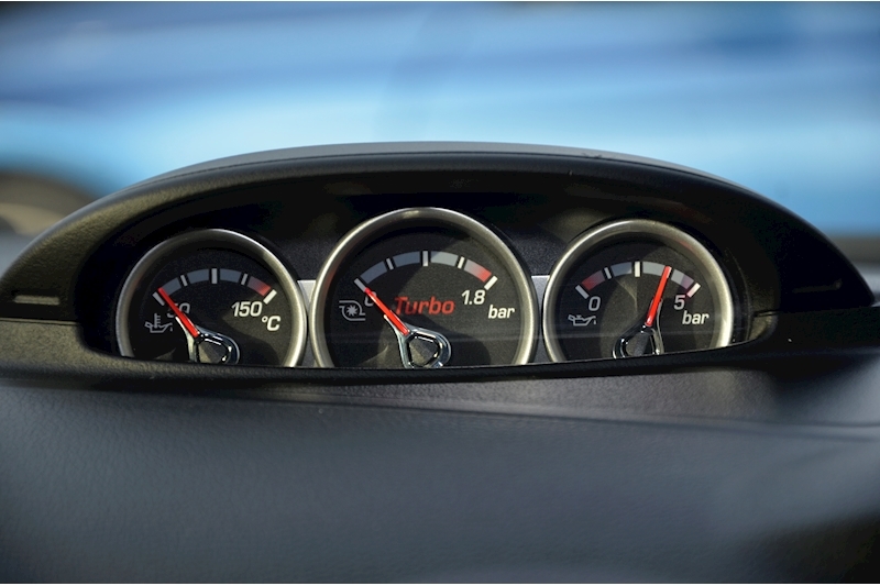 Ford Focus 2.5 RS Hatchback 3dr Petrol Manual (225 g/km, 301 bhp) Image 18