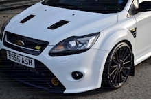 Ford Focus 2.5 RS Hatchback 3dr Petrol Manual (225 g/km, 301 bhp) - Thumb 29