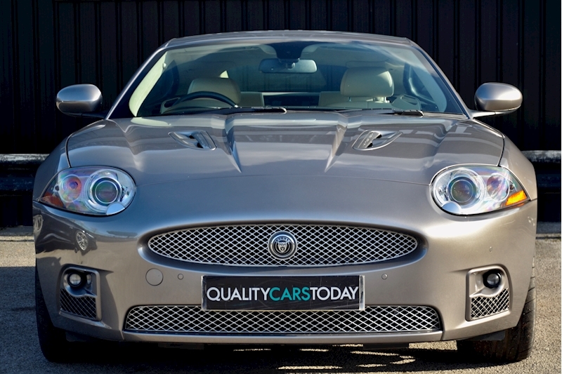 Jaguar XKR XKR 4.2 4dr Saloon Automatic petrol Image 3