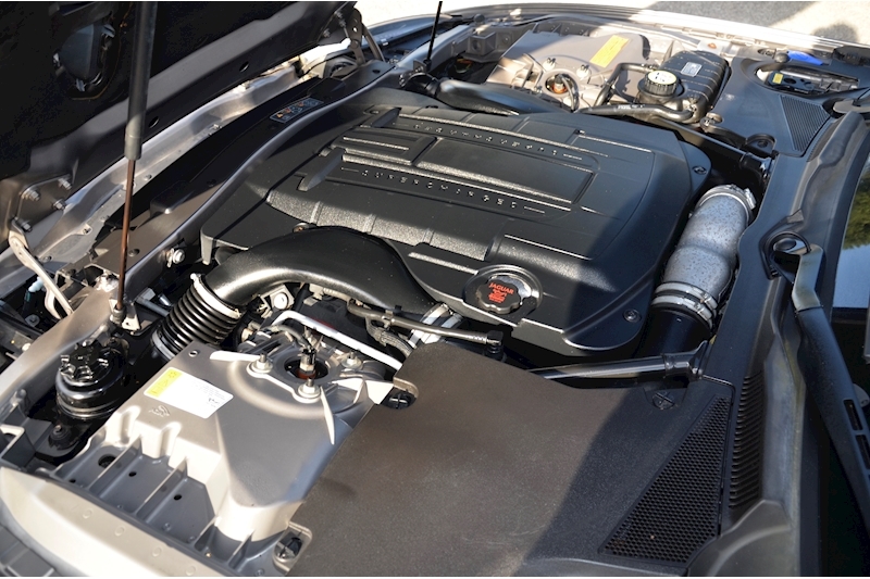 Jaguar XKR XKR 4.2 4dr Saloon Automatic petrol Image 18