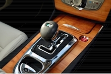 Jaguar XKR XKR 4.2 4dr Saloon Automatic petrol - Thumb 20