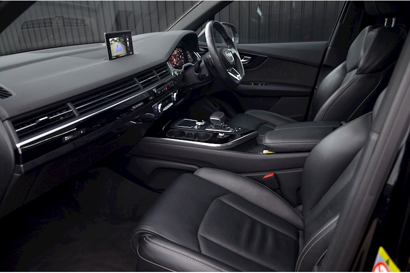 Audi Q7 3.0 TDI V6 Black Edition SUV 5dr Diesel Tiptronic quattro Euro 6 (s/s) (272 ps) Image 2