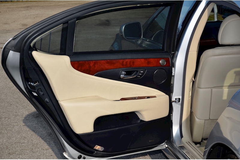Lexus LS 600h L UK Car + LWB + Rear Seat Relaxation Pack + £100k Original List Price Image 40