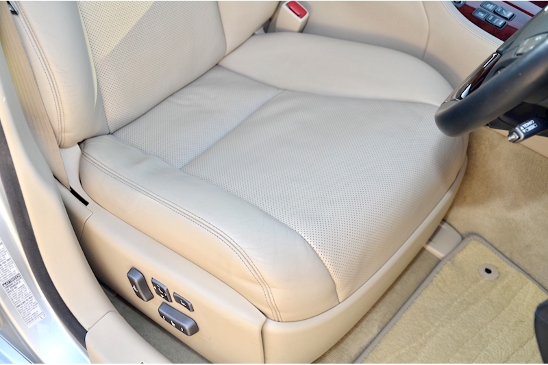 Lexus LS 600h L UK Car + LWB + Rear Seat Relaxation Pack + £100k Original List Price Image 54