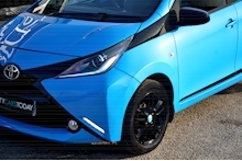 Toyota AYGO X-Cite Sat Nav + Reverse Cam + £0 Road Tax - Thumb 20