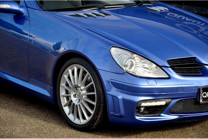 Mercedes-Benz SLK 55 AMG Designo Colour + High Spec + Exceptional Condition Image 15