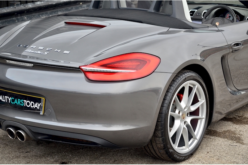 Porsche Boxster 3.4 S Manual + Full Porsche Dealer History Image 12