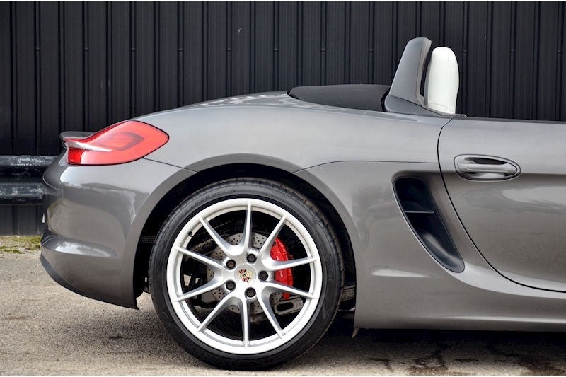 Porsche Boxster 3.4 S Manual + Full Porsche Dealer History Image 13