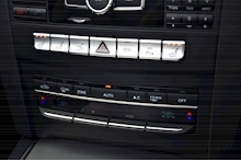 Mercedes-Benz E220 CDI Convertible Full Service History + COMAND DVD + Heated Seats - Thumb 20