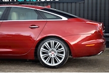 Jaguar XJ Portfolio 8 Speed + 2 Former Keepers + Full Service History + Desirable Spec - Thumb 33