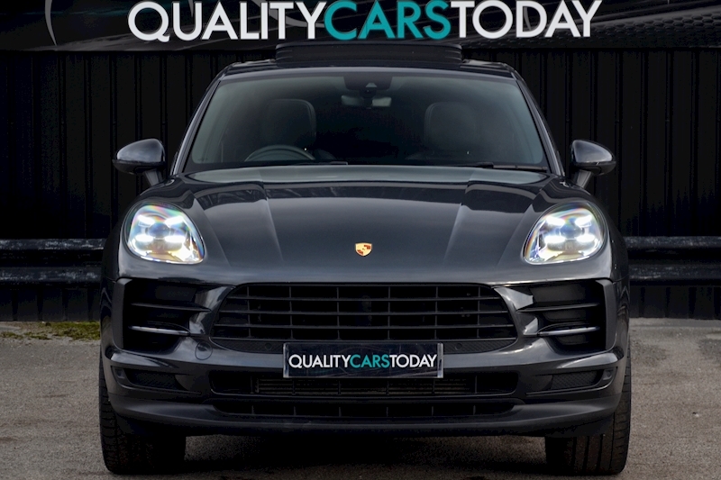 Porsche Macan 1 Lady Owner + Over £10k Cost Options Image 3