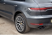 Porsche Macan 1 Lady Owner + Over £10k Cost Options - Thumb 39