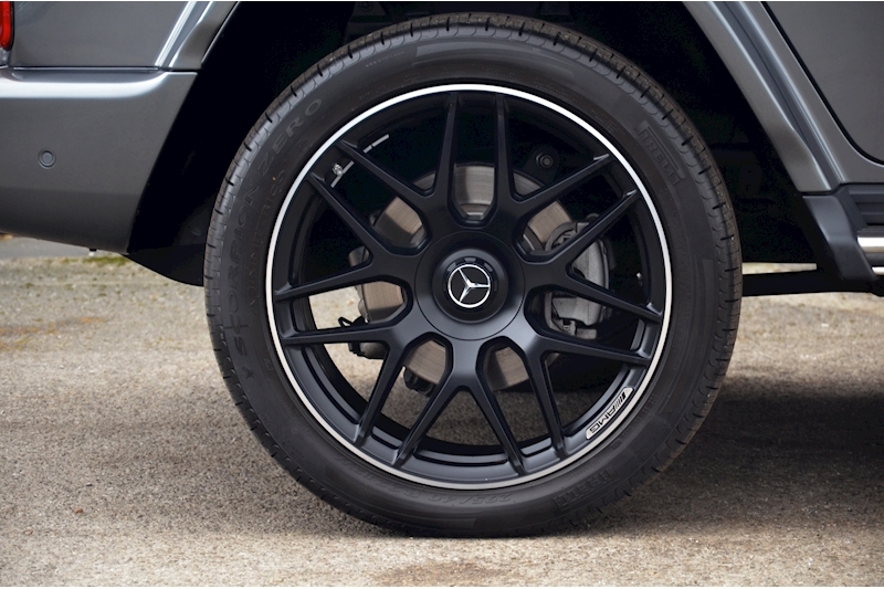 Mercedes-Benz G400d AMG Line Premium Plus 1 Owner + AMG Wheels + VAT Q Image 35