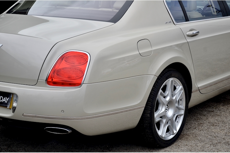 Bentley Continental Flying Spur Continental Flying Spur 6.0 W12 Image 11