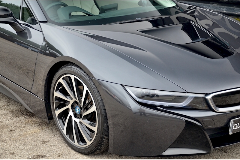BMW i8 Full BMW Main Dealer History + Exceptional Spec and Condition Image 22