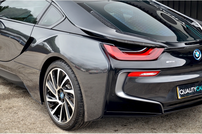 BMW i8 Full BMW Main Dealer History + Exceptional Spec and Condition Image 26