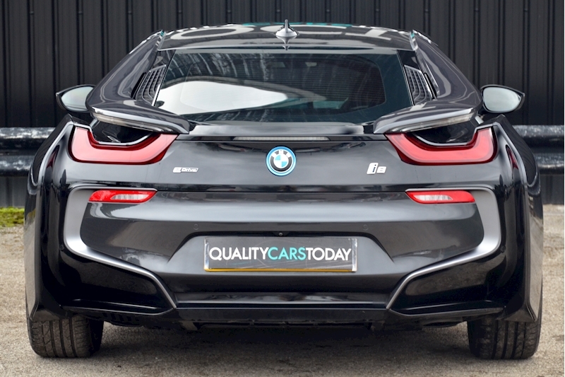 BMW i8 Full BMW Main Dealer History + Exceptional Spec and Condition Image 5