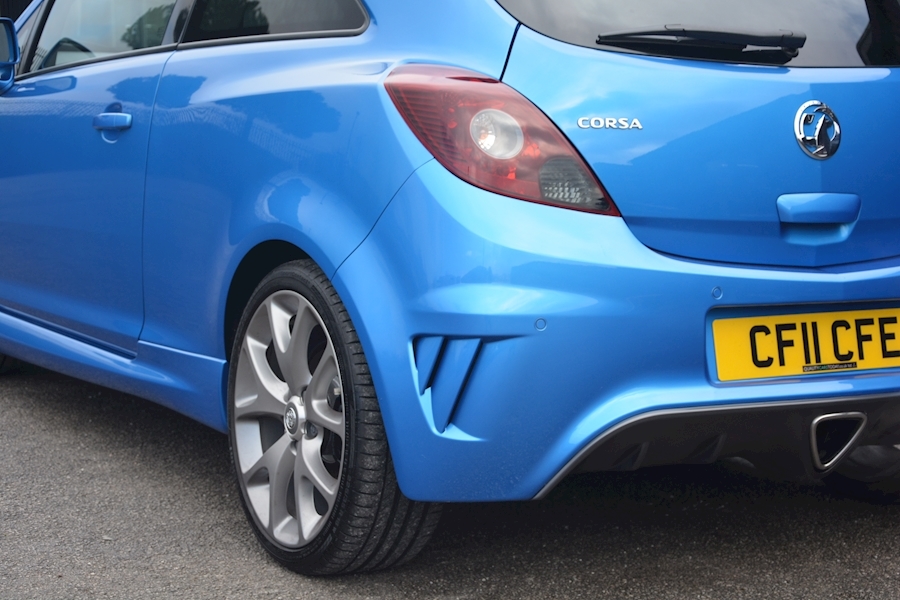Vauxhall Corsa VXR Blue Edition Full Vauxhall Main Dealer History Image 21