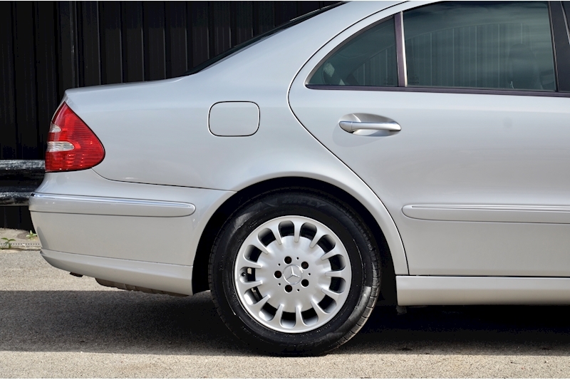 Mercedes-Benz E240 Elegance Just 37k Miles + 1 Former Keeper +  Full Service History Image 14