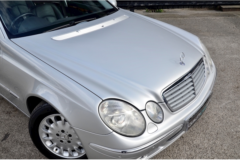 Mercedes-Benz E240 Elegance Just 37k Miles + 1 Former Keeper +  Full Service History Image 18