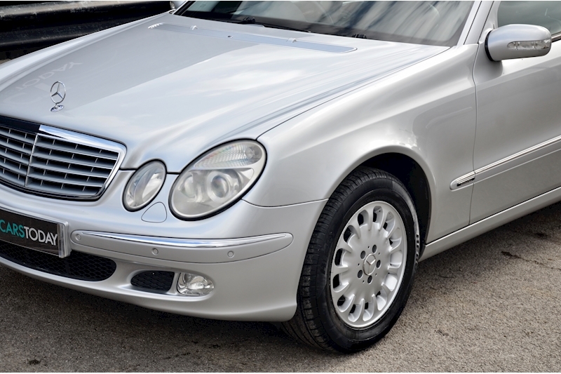 Mercedes-Benz E240 Elegance Just 37k Miles + 1 Former Keeper +  Full Service History Image 19