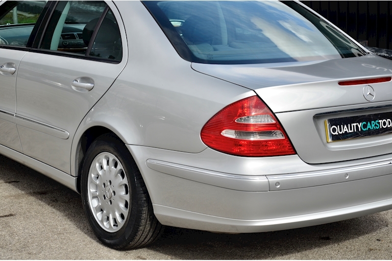 Mercedes-Benz E240 Elegance Just 37k Miles + 1 Former Keeper +  Full Service History Image 22