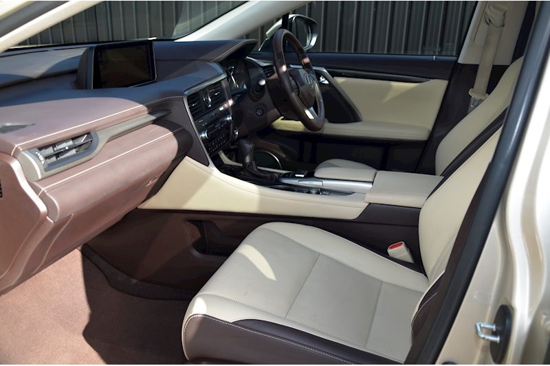 Lexus RX 450h 3.5 V6 Luxury SUV 5dr Petrol Hybrid CVT 4WD Euro 6 (s/s) (313 ps) Image 2