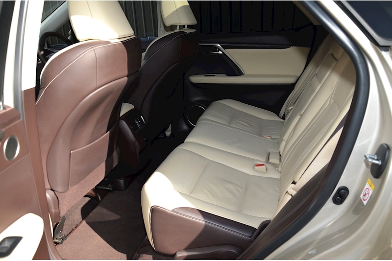 Lexus RX 450h 3.5 V6 Luxury SUV 5dr Petrol Hybrid CVT 4WD Euro 6 (s/s) (313 ps) Image 14