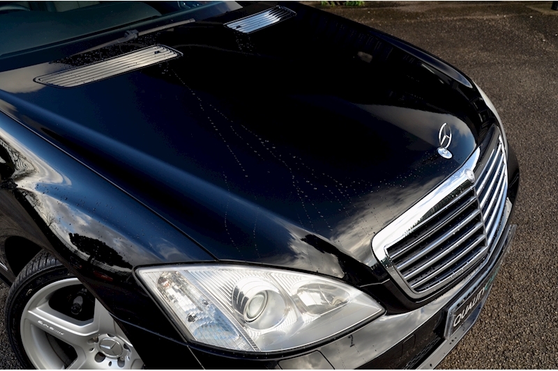 Mercedes-Benz S320 CDI AMG Bodystyling + AMG Wheels + Sunroof + Just Serviced by MB Image 13