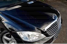 Mercedes-Benz S320 CDI AMG Bodystyling + AMG Wheels + Sunroof + Just Serviced by MB - Thumb 13