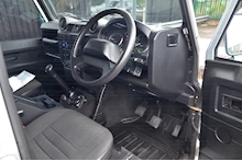 Land Rover Defender 110 Defender 110 2.4 Manual - Thumb 7