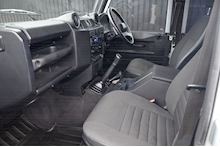 Land Rover Defender 110 Defender 110 2.4 Manual - Thumb 2