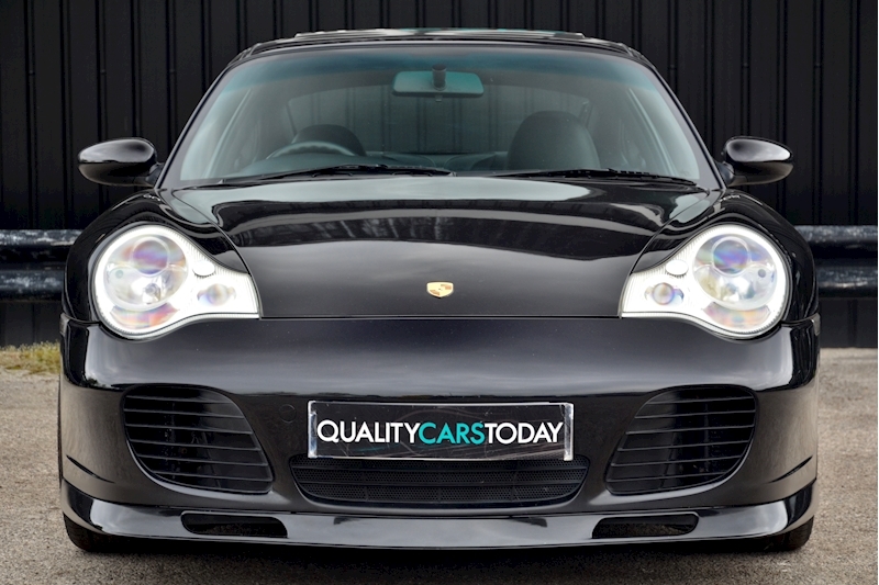 Porsche 911 Carrera 4S Manual Factory Aerokit + Sports Exhaust + Xenons + BOSE Image 3