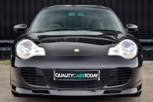 Porsche 911 Carrera 4S Manual Factory Aerokit + Sports Exhaust + Xenons + BOSE - Thumb 3