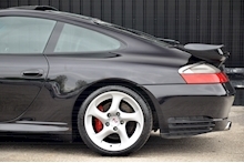 Porsche 911 Carrera 4S Manual Factory Aerokit + Sports Exhaust + Xenons + BOSE - Thumb 29