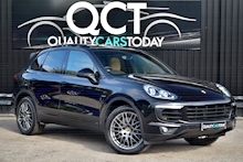 Porsche Cayenne D Cayenne D 3 5dr SUV Automatic Diesel - Thumb 0