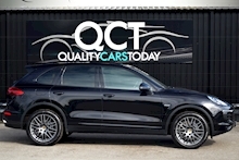 Porsche Cayenne D Cayenne D 3 5dr SUV Automatic Diesel - Thumb 5