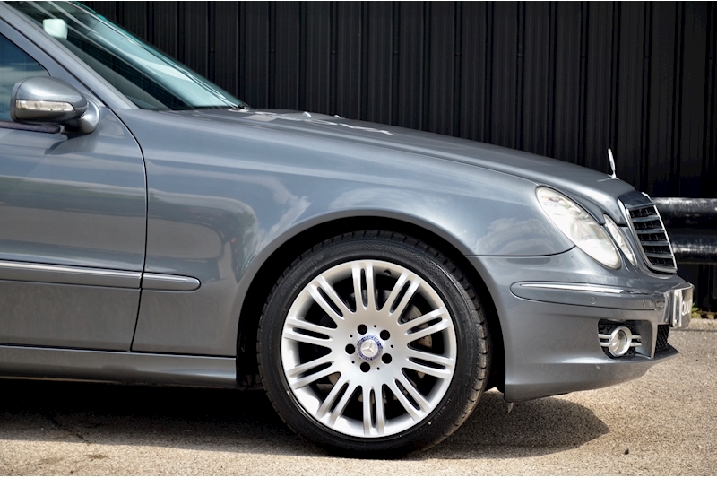 Mercedes-Benz E280 CDI Sport Supplying Dealer Plus 1 Owner + Full Service History Image 12