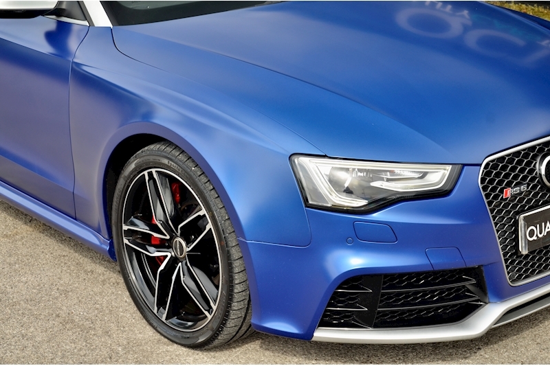 Audi RS5 Convertible  Limited Edition Performance Seats + AudI Exclusive + Carbon Engine Bay Image 17