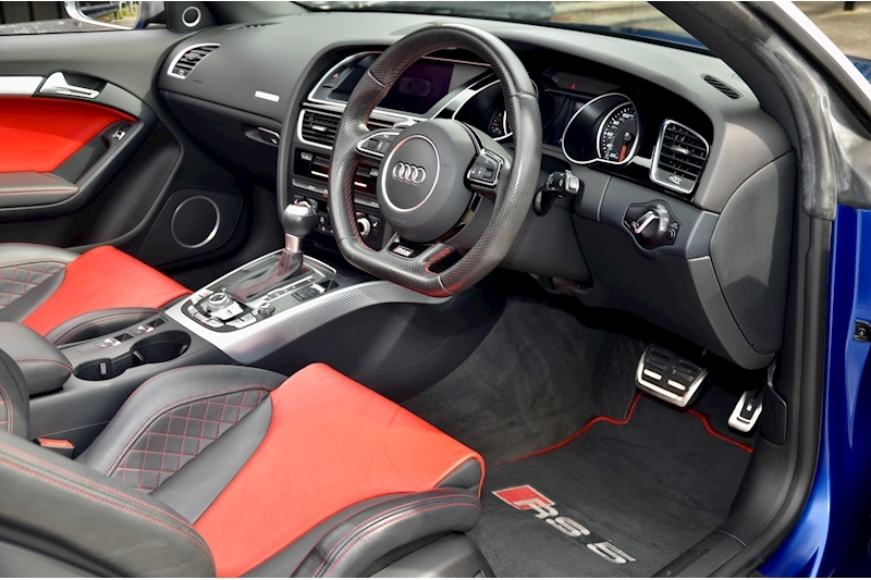 Audi RS5 Convertible  Limited Edition Performance Seats + AudI Exclusive + Carbon Engine Bay Image 6