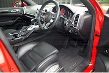 Porsche Cayenne D Full Porsche History + SportDesign Pack + Adaptive Sport Seats - Thumb 9