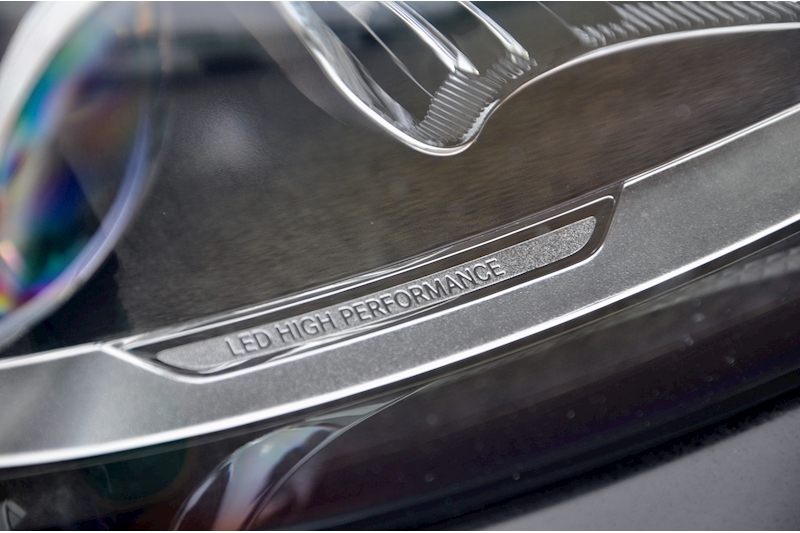 Mercedes-Benz C200 4Matic AMG Line Premium Plus Night Pack + Pano Roof + Burmester + Reverse Cam Image 10