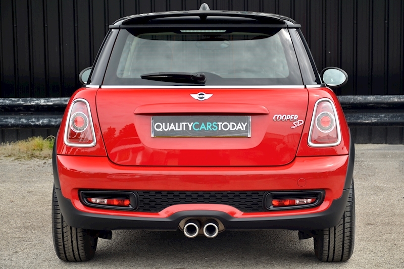 MINI Cooper SD 2.0 litre diesel (141 bhp) + 1 Lady Owner + Full Service History Image 4