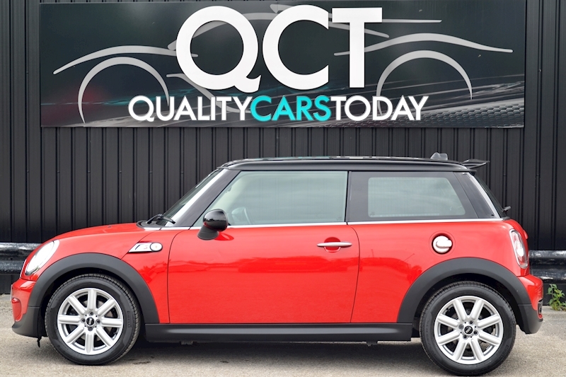 MINI Cooper SD 2.0 litre diesel (141 bhp) + 1 Lady Owner + Full Service History Image 1