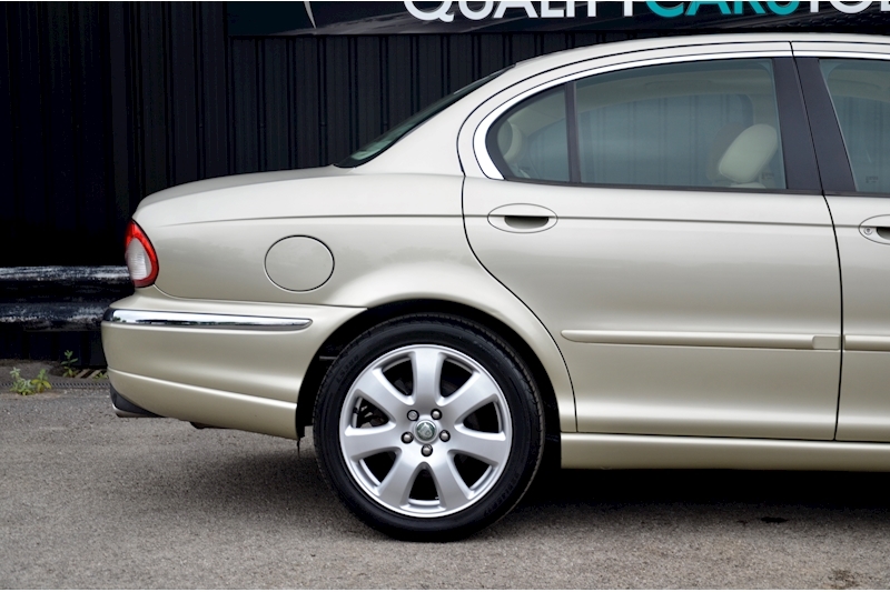 Jaguar X-Type 2.5 V6 SE AWD Automatic  + Rare Spec + Just Serviced by Jaguar Image 18