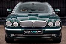 Jaguar XJ6 SE 3.0 V6 SE + Jaguar Racing Green + Previously Supplied by Ourselves - Thumb 3