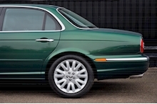 Jaguar XJ6 SE 3.0 V6 SE + Jaguar Racing Green + Previously Supplied by Ourselves - Thumb 19