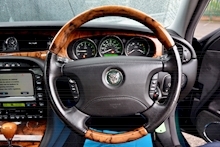 Jaguar XJ6 SE 3.0 V6 SE + Jaguar Racing Green + Previously Supplied by Ourselves - Thumb 30