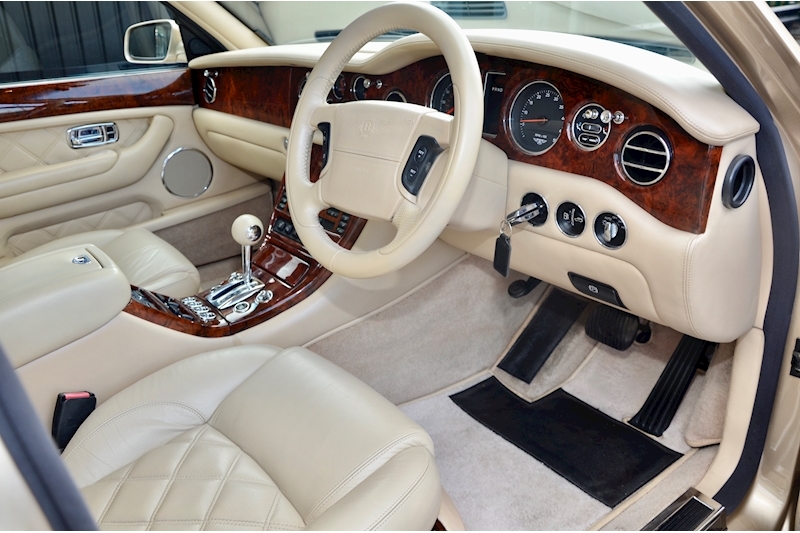 Bentley Arnage T Special Colour + Fully Documted History + Previously Supplied by Us Image 5